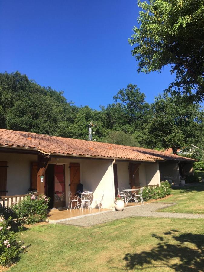 Bungalows Les Thuyas Eugenie-les-Bains Exterior photo